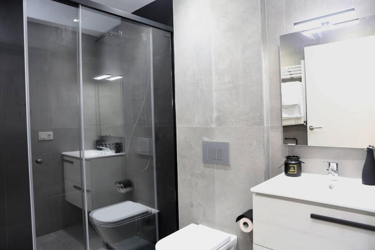 Piso Reformado A 2 Min Del Casco Viejo Con Garaje Gratis Apartment Bilbao Exterior photo