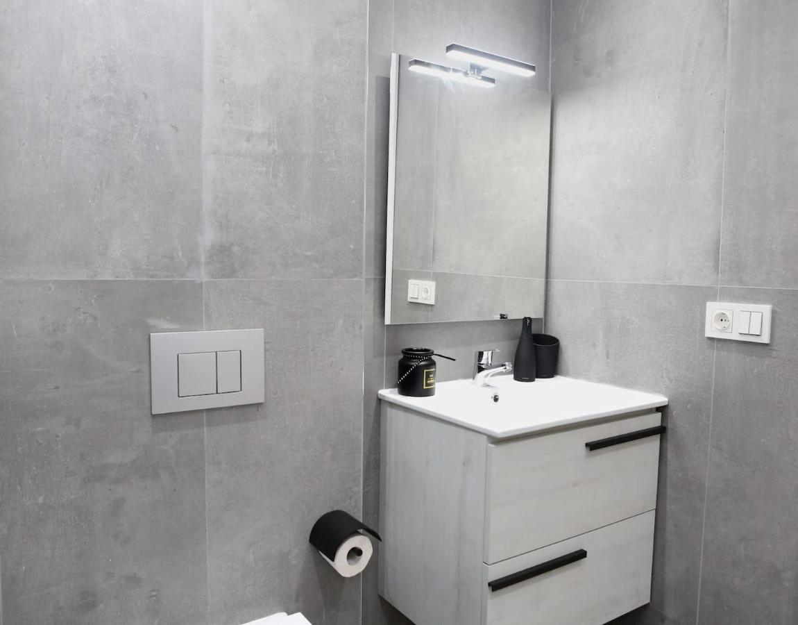 Piso Reformado A 2 Min Del Casco Viejo Con Garaje Gratis Apartment Bilbao Exterior photo